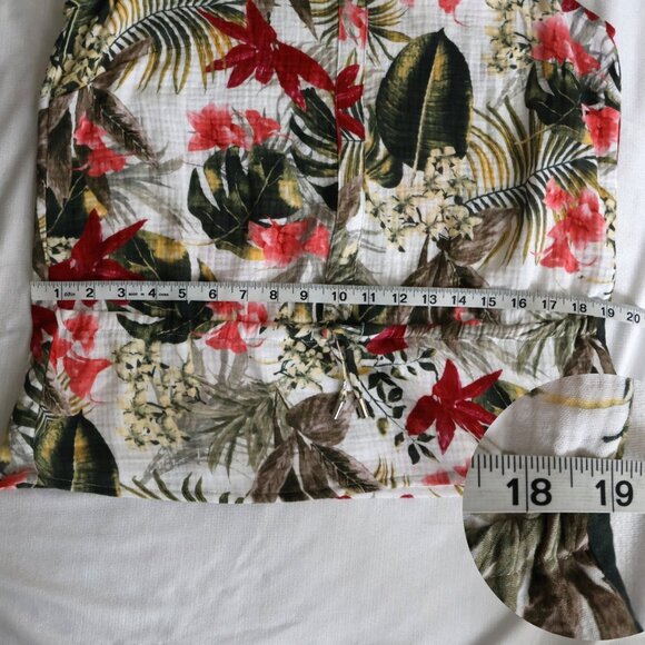 Sleeveless 100% cotton blouse from Picadilly Canada🍁 - NWT - Size M - Picture 7 of 11